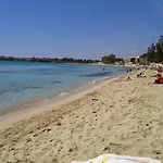 A Due Passi Dal Mare Con Piscina Hébergement de vacances Fontane Bianche
