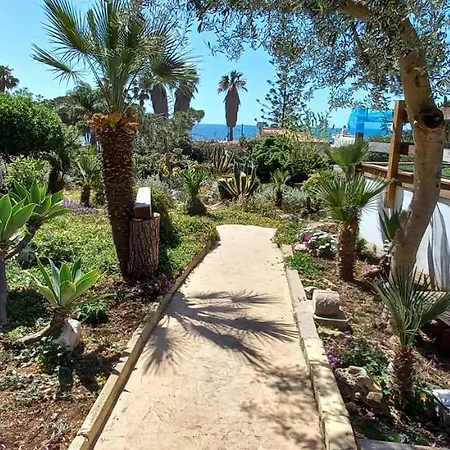 A Due Passi Dal Mare Con Piscina *