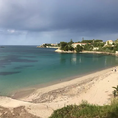 A Due Passi Dal Mare Con Piscina Holiday home